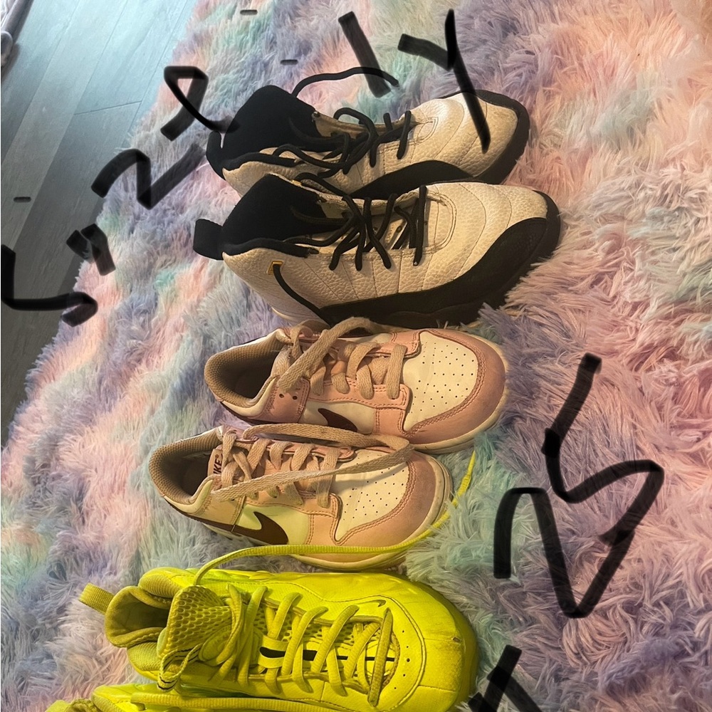 Nike shoes